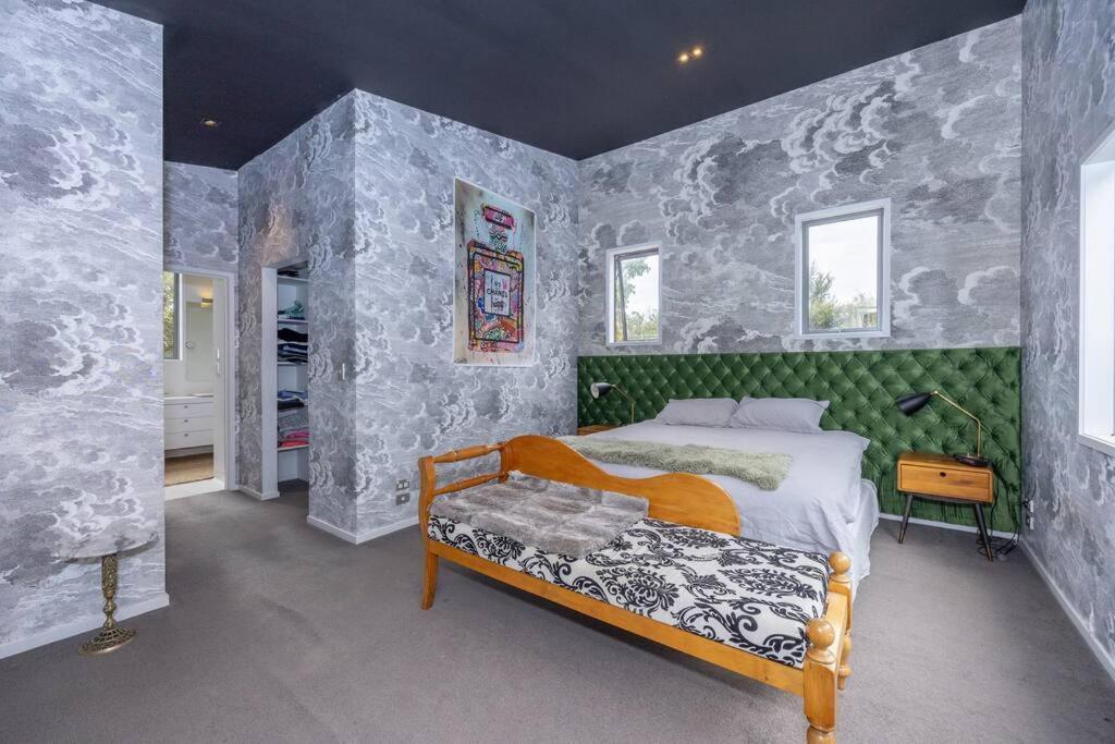 מלון Albert Town Upstairs Relaxing Loft מראה חיצוני תמונה